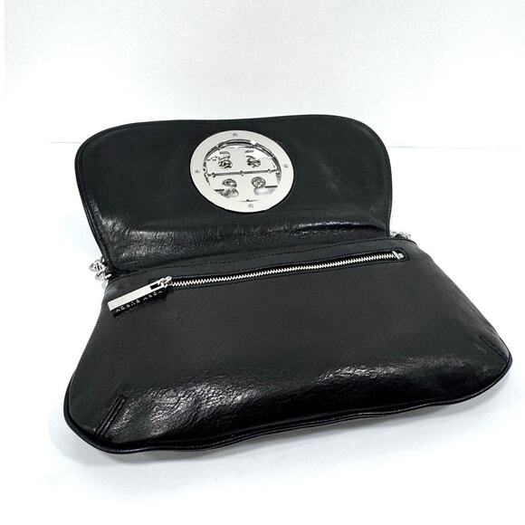 TORY BURCH Reva Black Leather Clutch Convertible Bag Silver Chain Strap - Picture 8 of 14